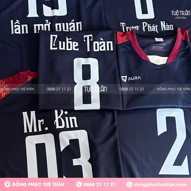 Quần áo bóng đá công ty Cube
