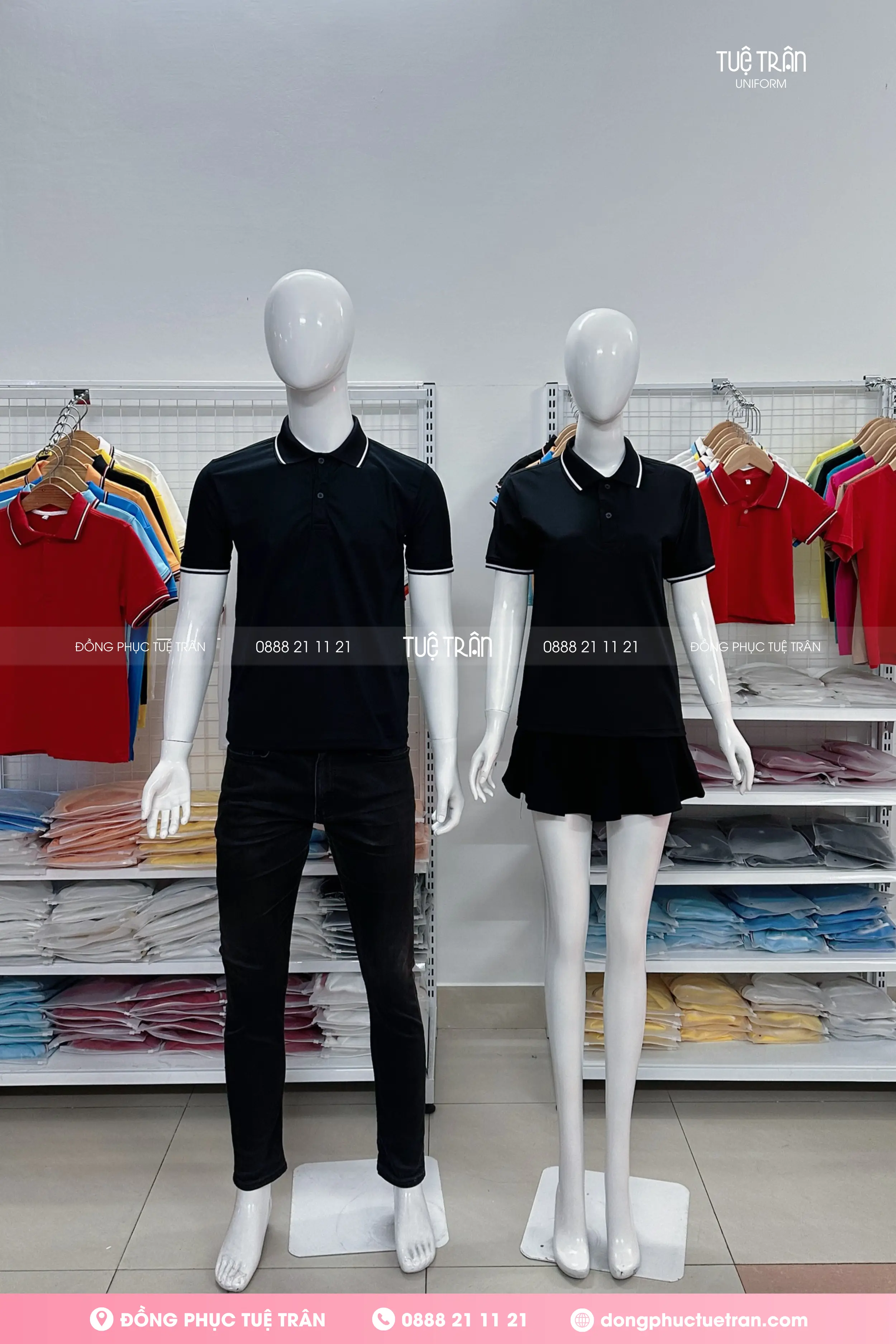 Áo thun cổ trụ đồng phục đen phối bo sọc trắng