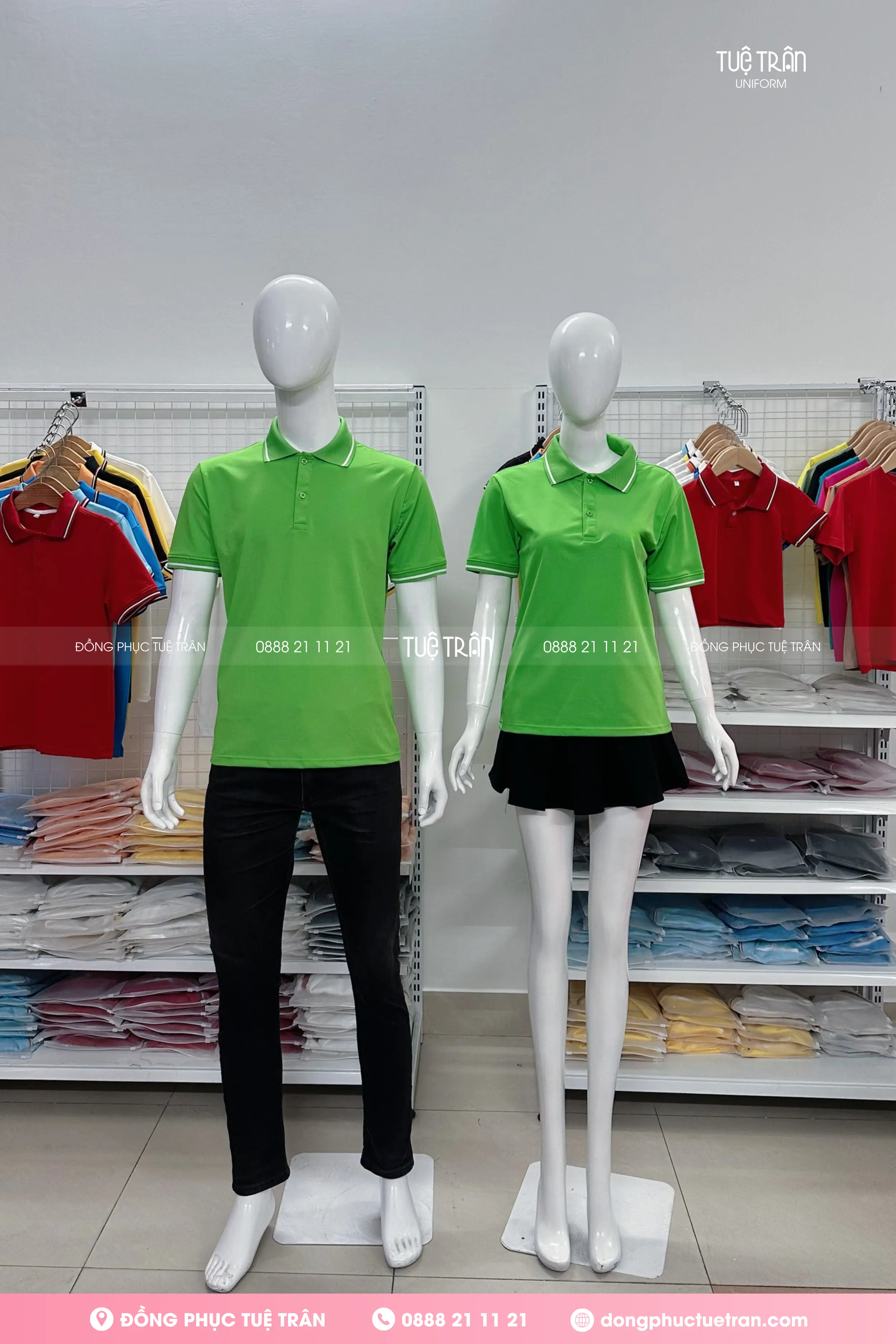 Áo thun cổ trụ đồng phục xanh chuối phối bo sọc trắng