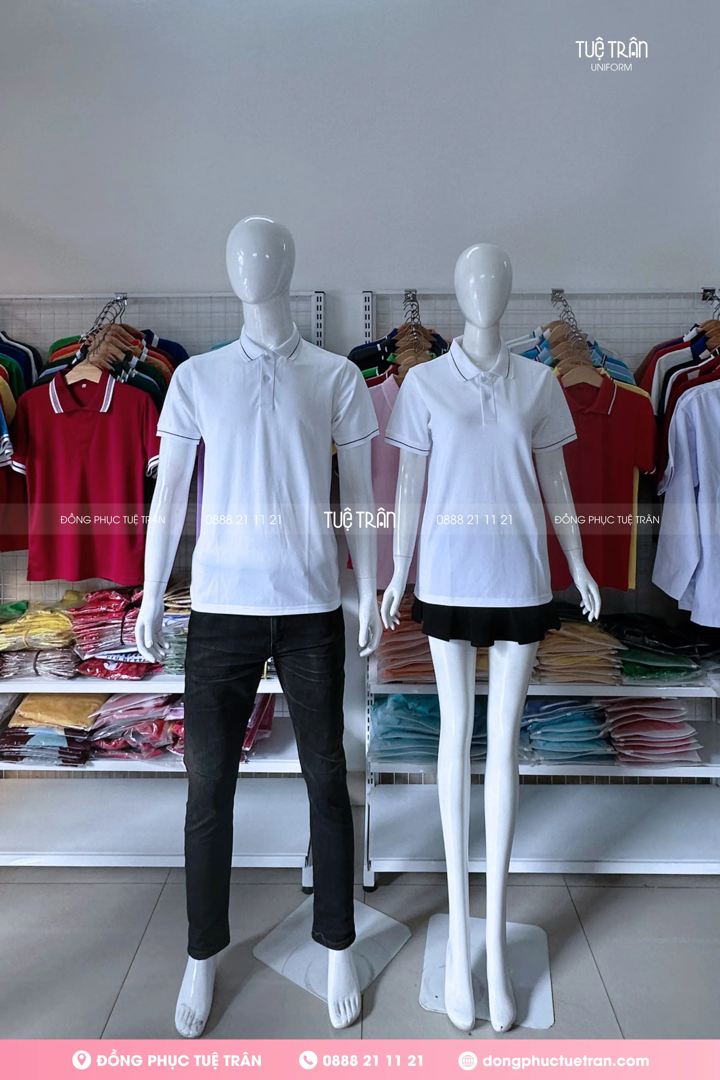Áo thun cổ trụ đồng phục trắng sọc đen nhỏ