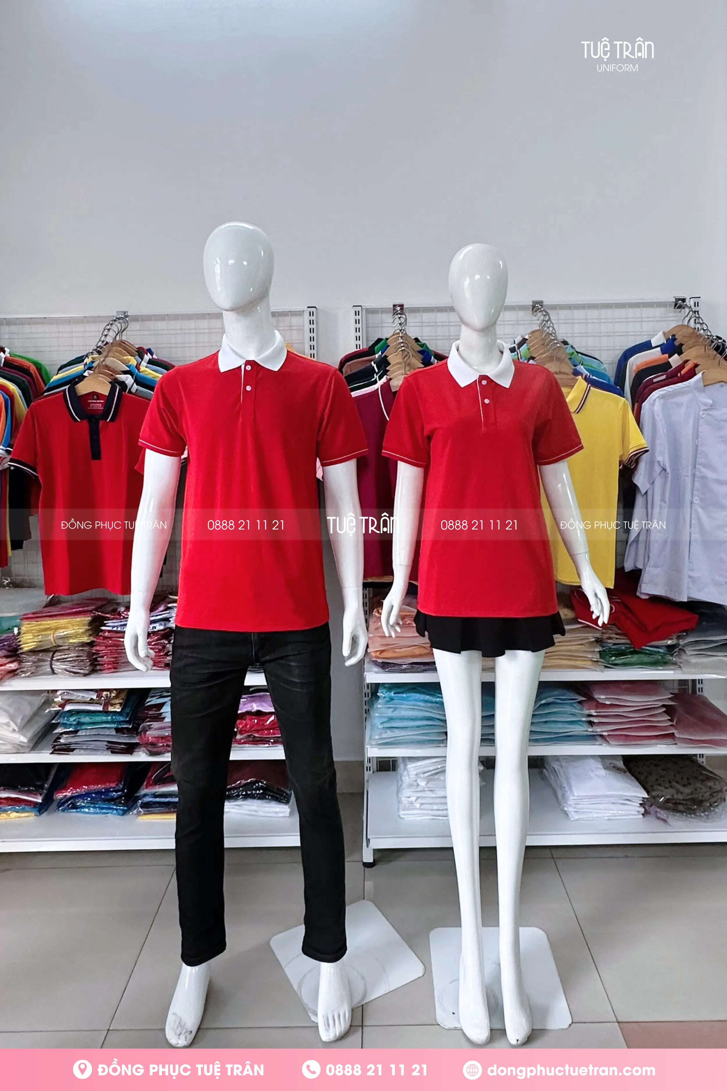 Áo thun đồng phục đỏ phối cổ trắng bo sọc