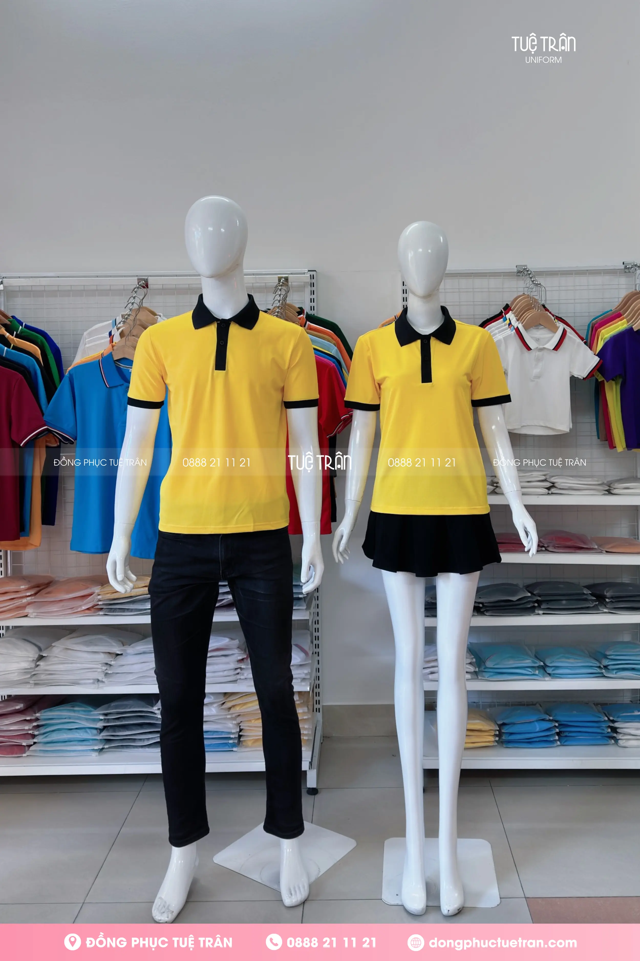 Áo thun đồng phục vàng phối cổ đen