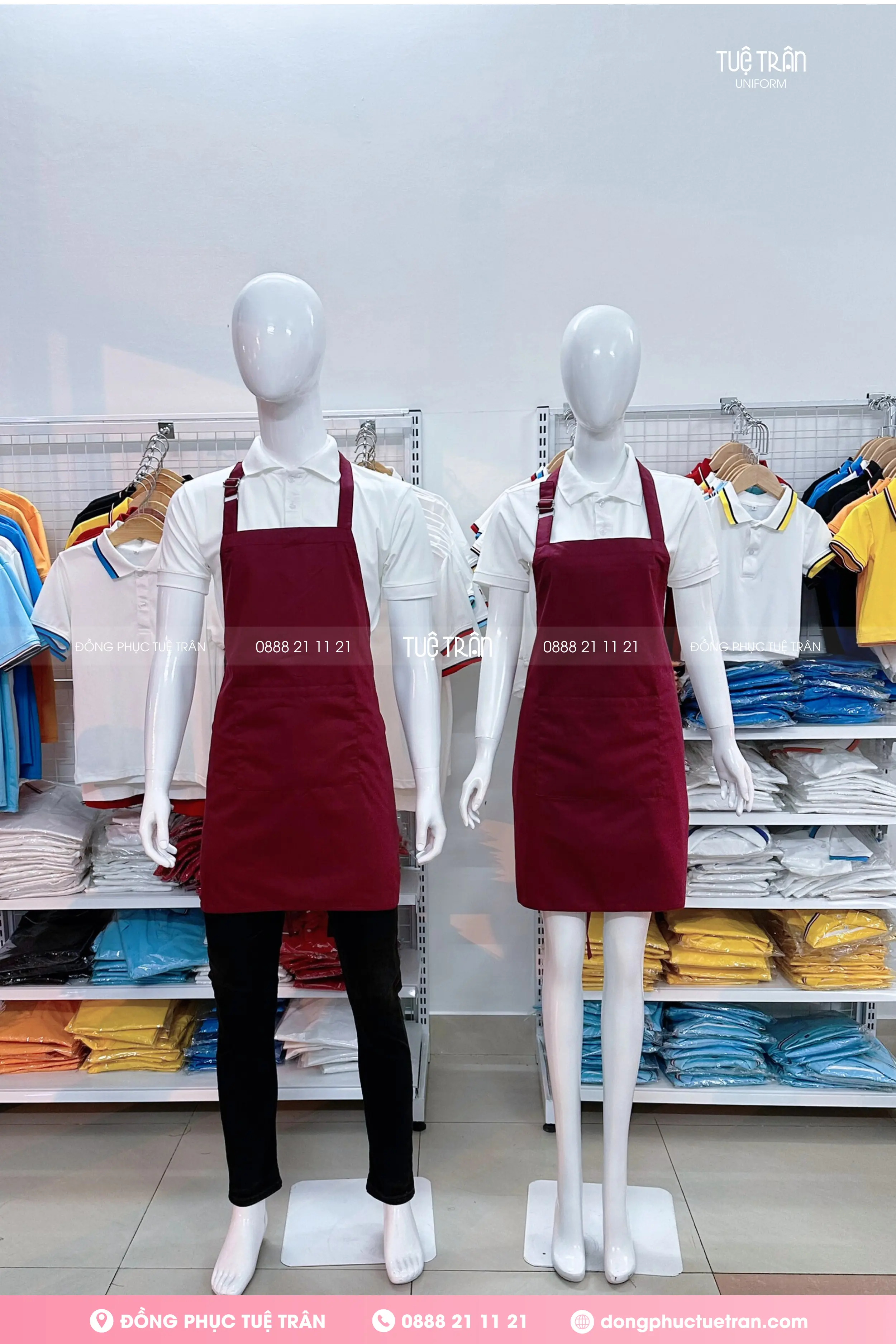 Đồng phục tạp dề yếm màu đỏ đô